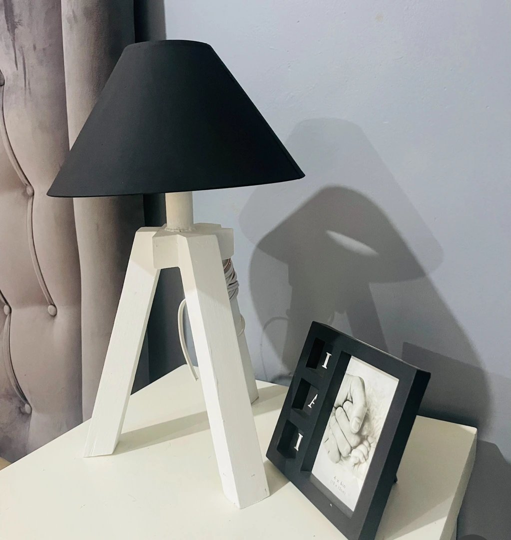 Bed side lampshade