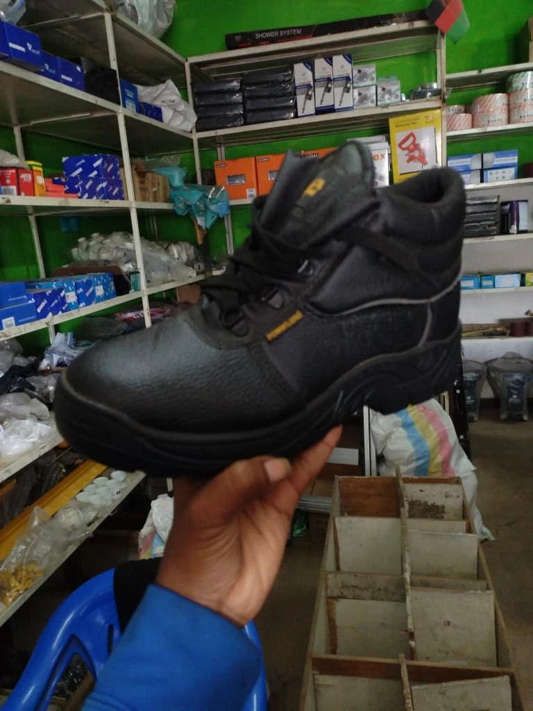 Powerland safety boot