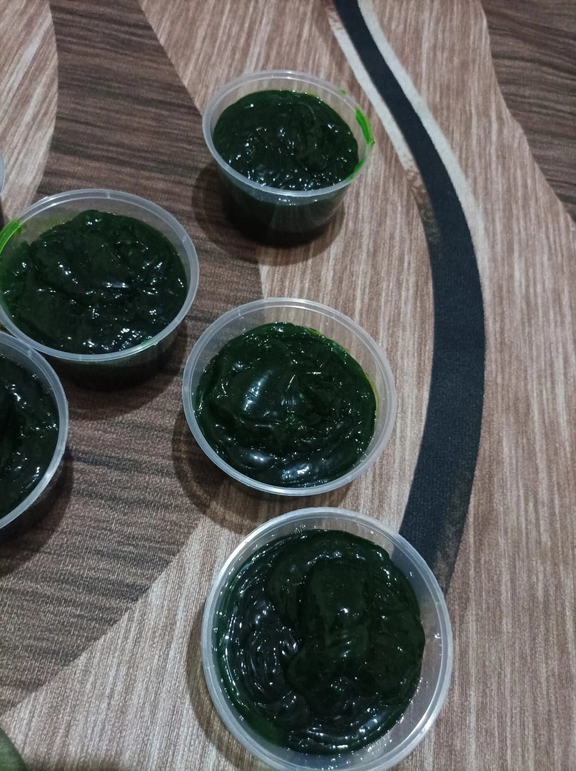 Pine gel